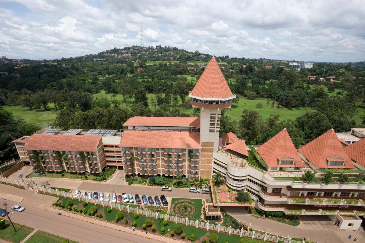 Golf Course Hotel Kampala Buitenkant foto