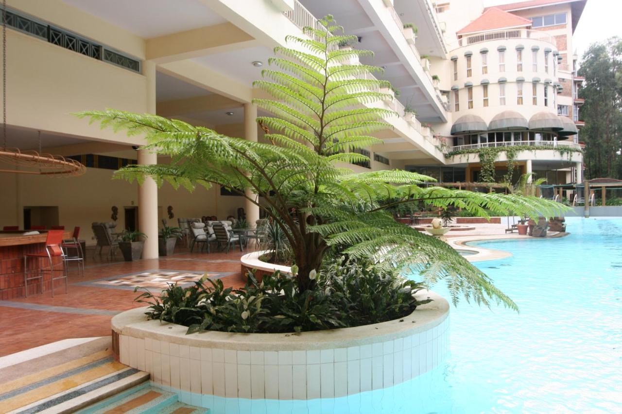Golf Course Hotel Kampala Buitenkant foto