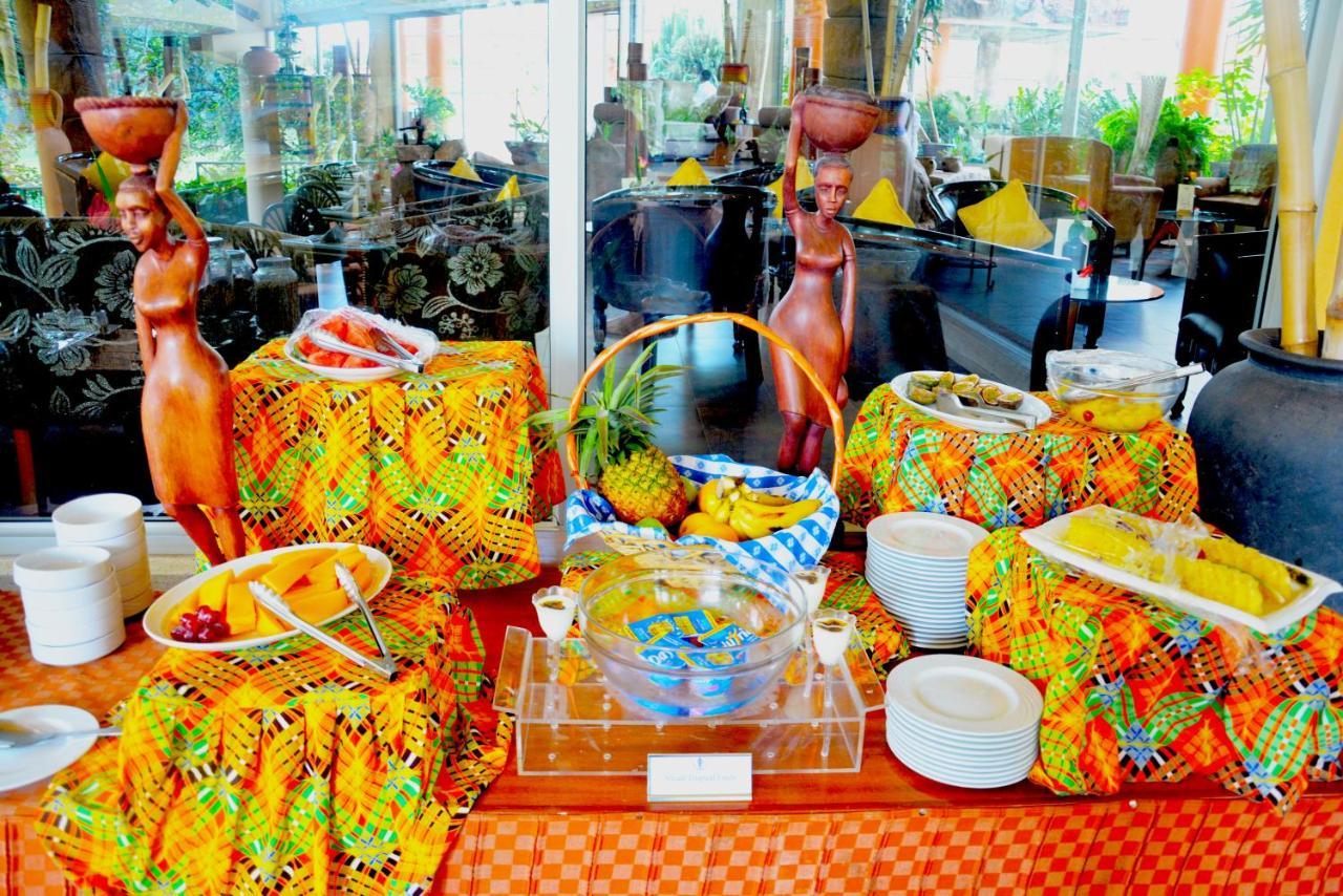 Golf Course Hotel Kampala Buitenkant foto